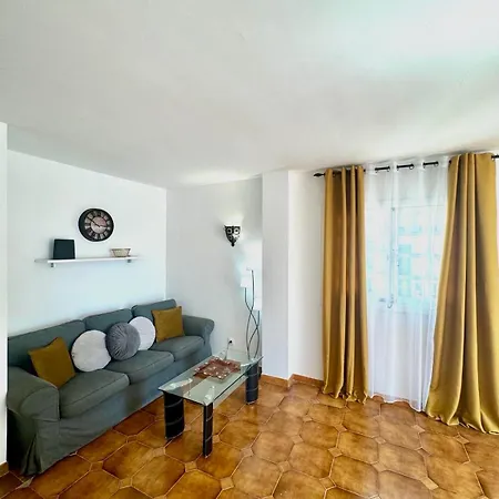 Apartman Torviscas *